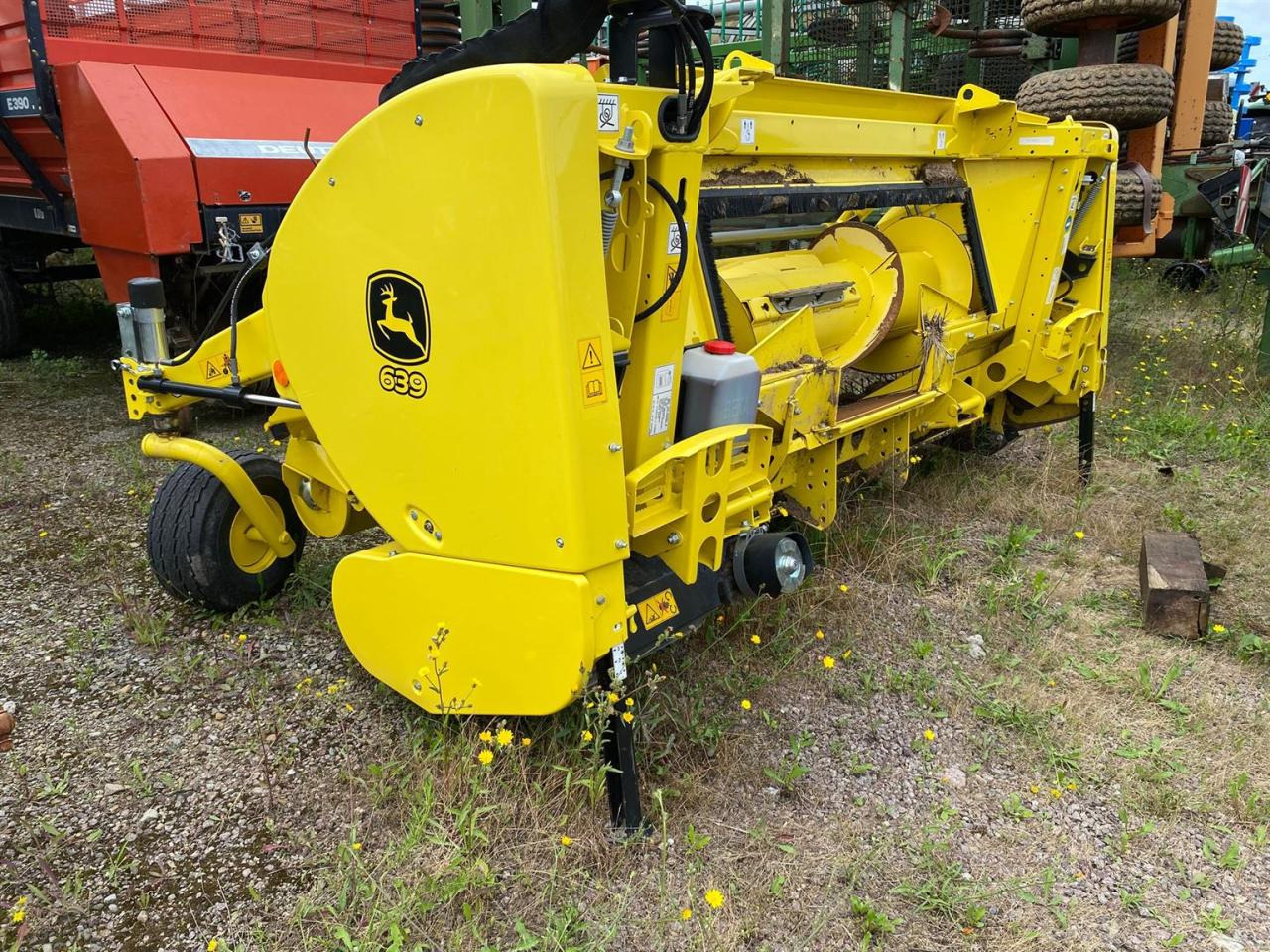 John Deere 639 - Lisävarusteet - silppuri: kuva John Deere 639 - Lisävarusteet - silppuri John Deere 639 - Lisävarusteet - silppuri: kuva John Deere 639 - Lisävarusteet - silppuri
