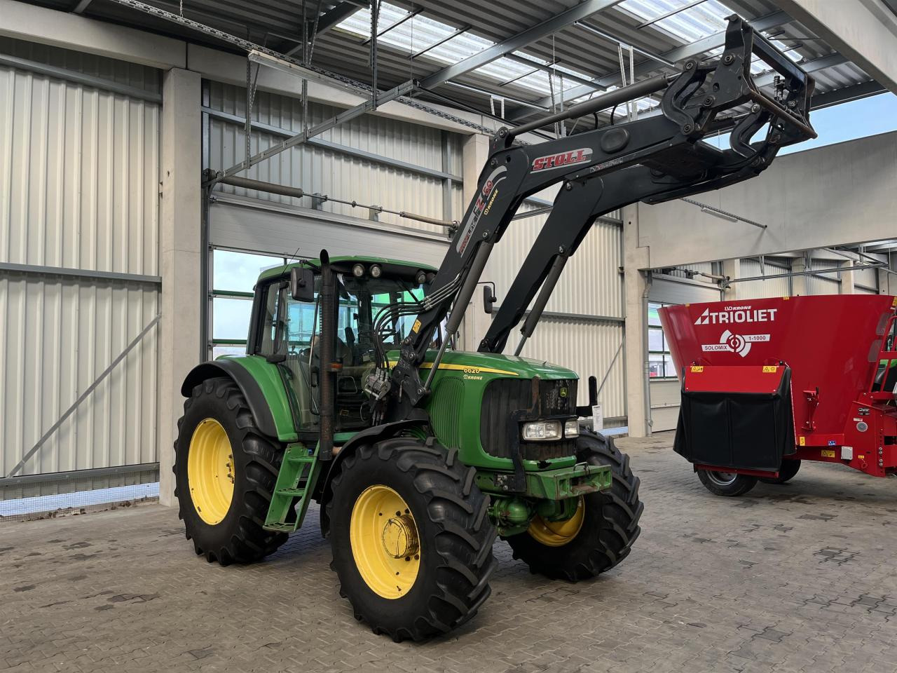 John Deere 6620 PREMIUM - Traktori: kuva John Deere 6620 PREMIUM - Traktori John Deere 6620 PREMIUM - Traktori: kuva John Deere 6620 PREMIUM - Traktori