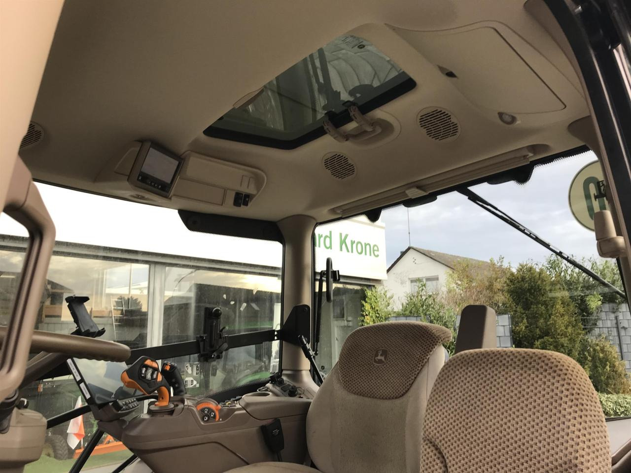 John Deere 6R 140 - Traktori: kuva John Deere 6R 140 - Traktori John Deere 6R 140 - Traktori: kuva John Deere 6R 140 - Traktori