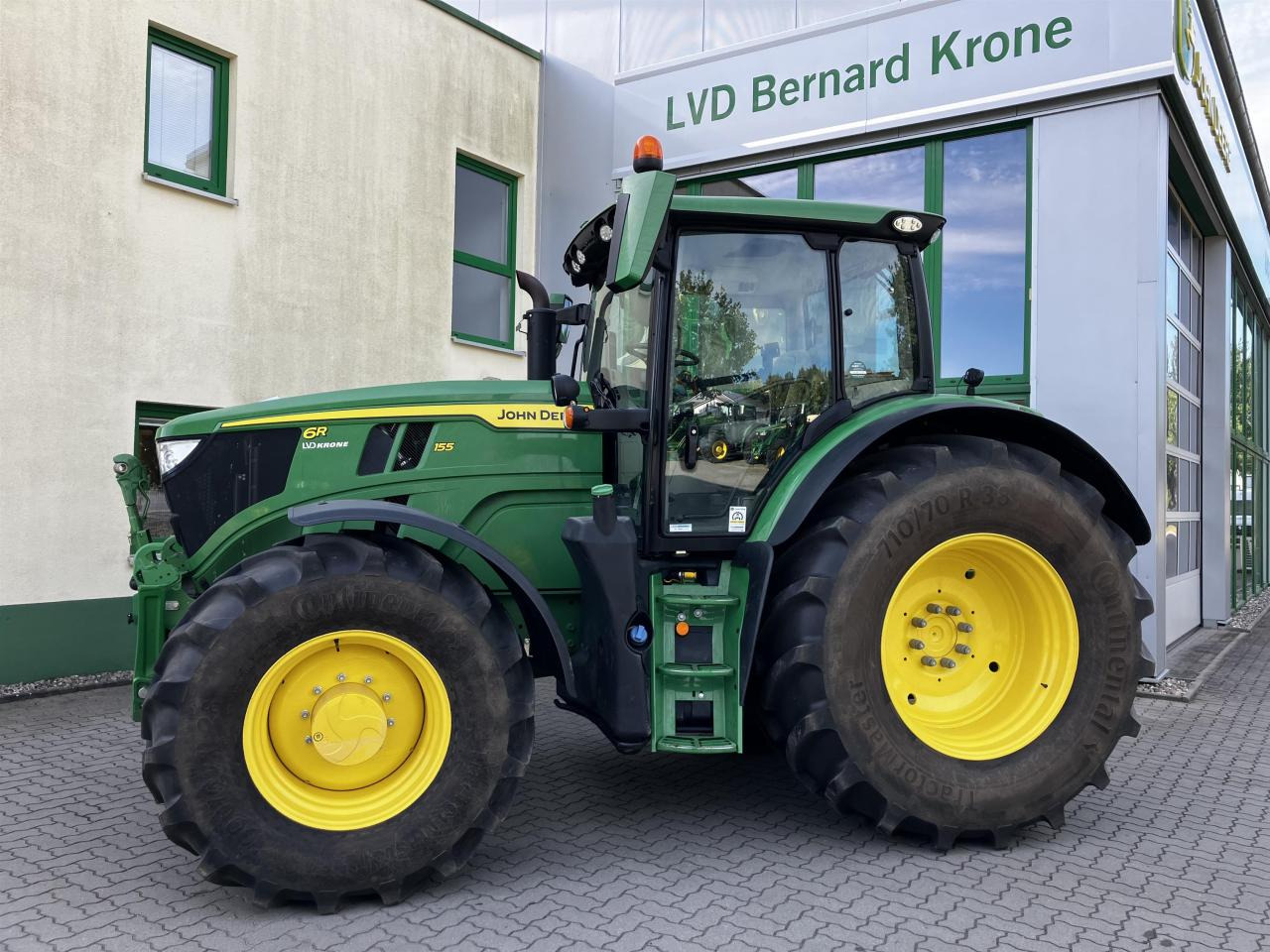John Deere 6R 155 - Traktori: kuva John Deere 6R 155 - Traktori John Deere 6R 155 - Traktori: kuva John Deere 6R 155 - Traktori