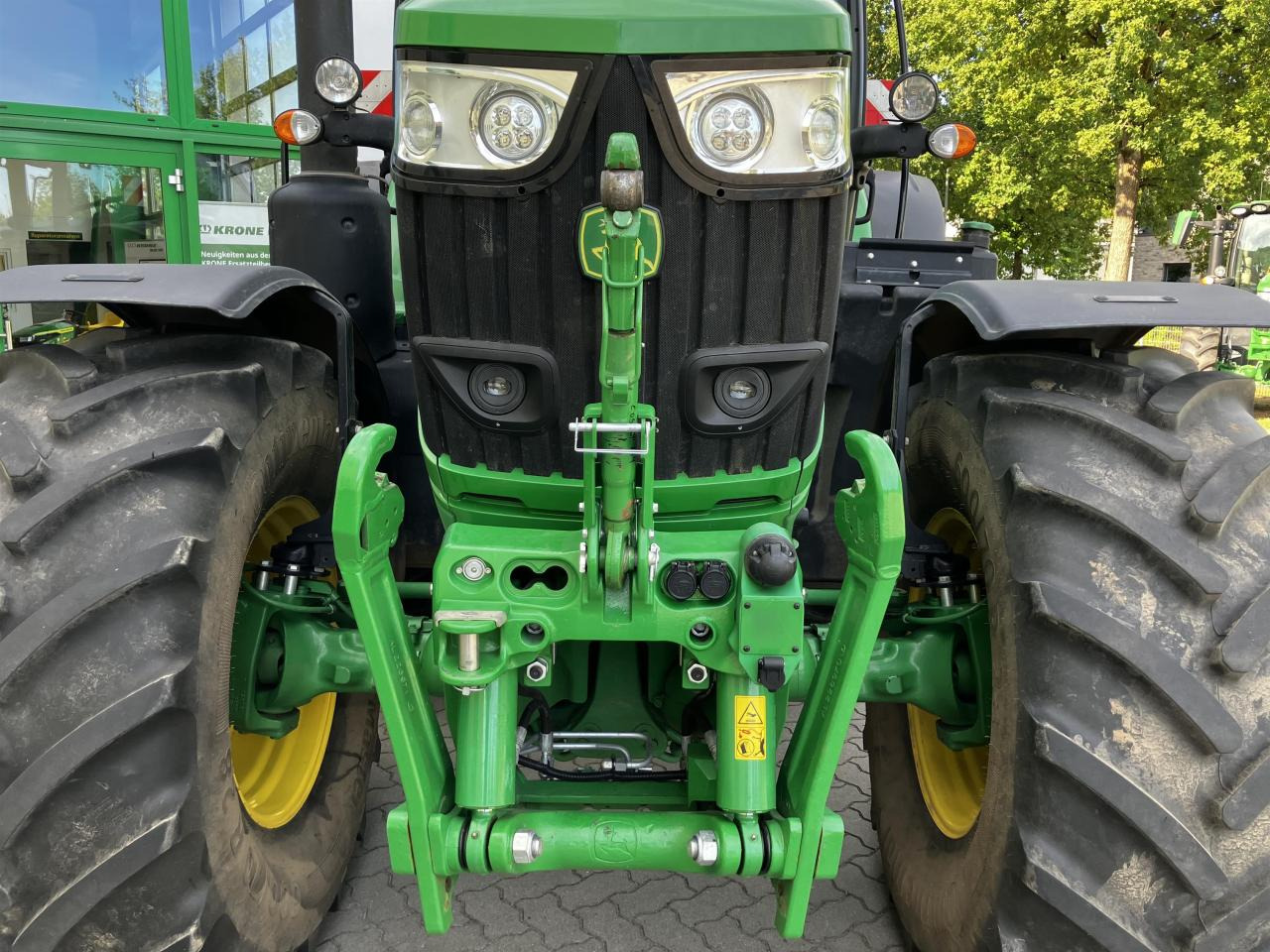 John Deere 6R 175 - Traktori: kuva John Deere 6R 175 - Traktori John Deere 6R 175 - Traktori: kuva John Deere 6R 175 - Traktori