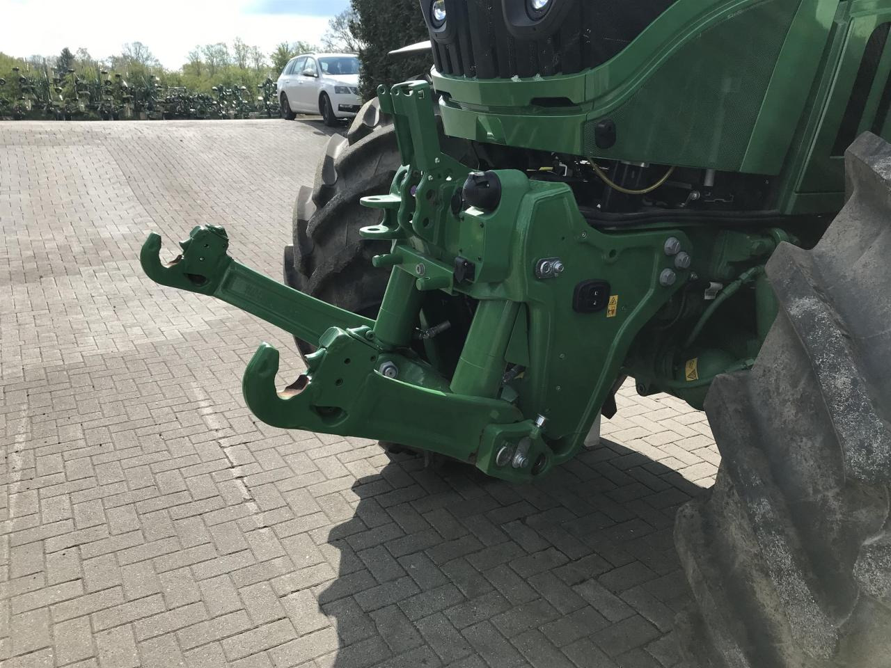 John Deere 6R 250 - Traktori: kuva John Deere 6R 250 - Traktori John Deere 6R 250 - Traktori: kuva John Deere 6R 250 - Traktori