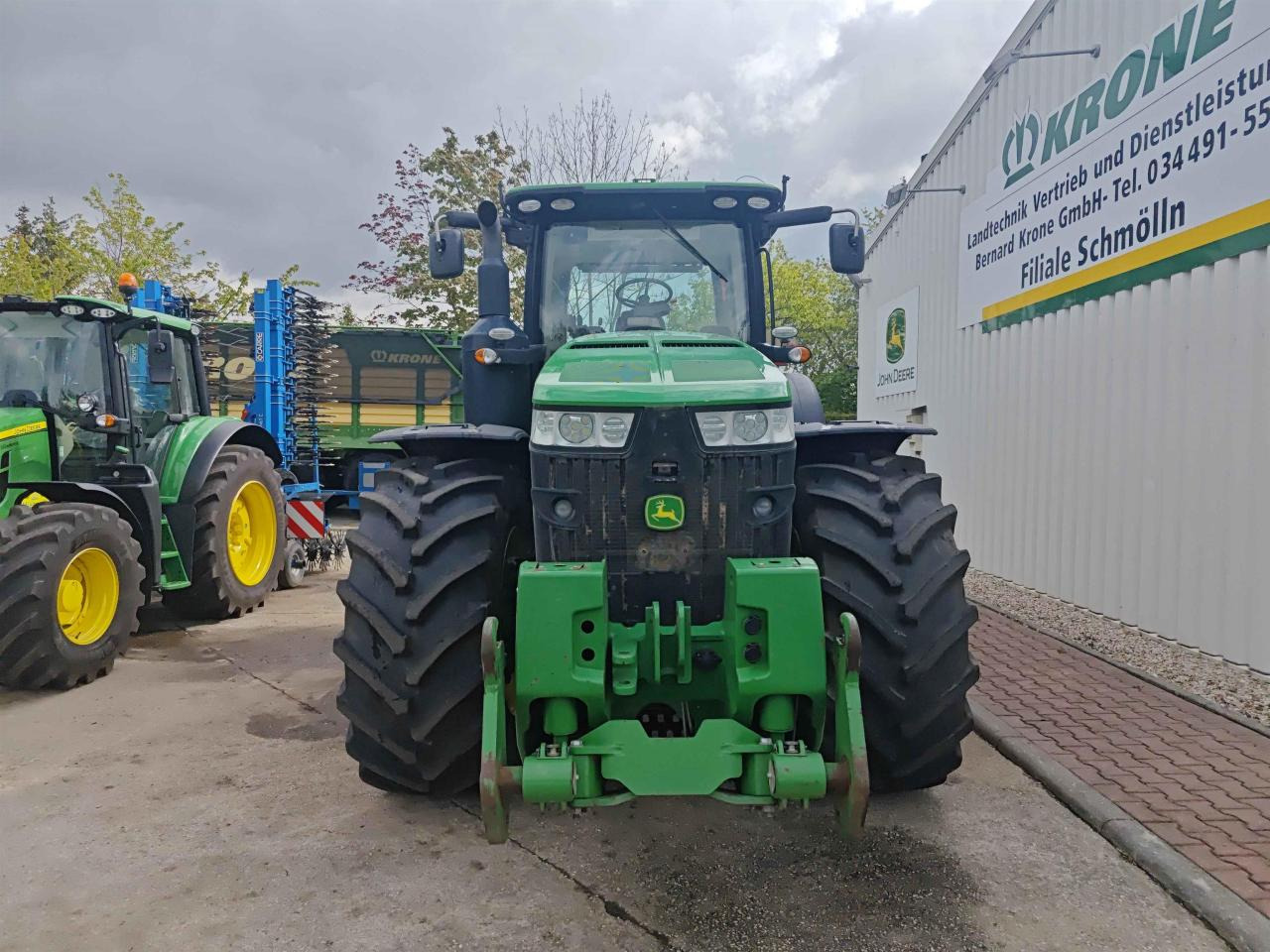 John Deere 8400R - Traktori: kuva John Deere 8400R - Traktori John Deere 8400R - Traktori: kuva John Deere 8400R - Traktori