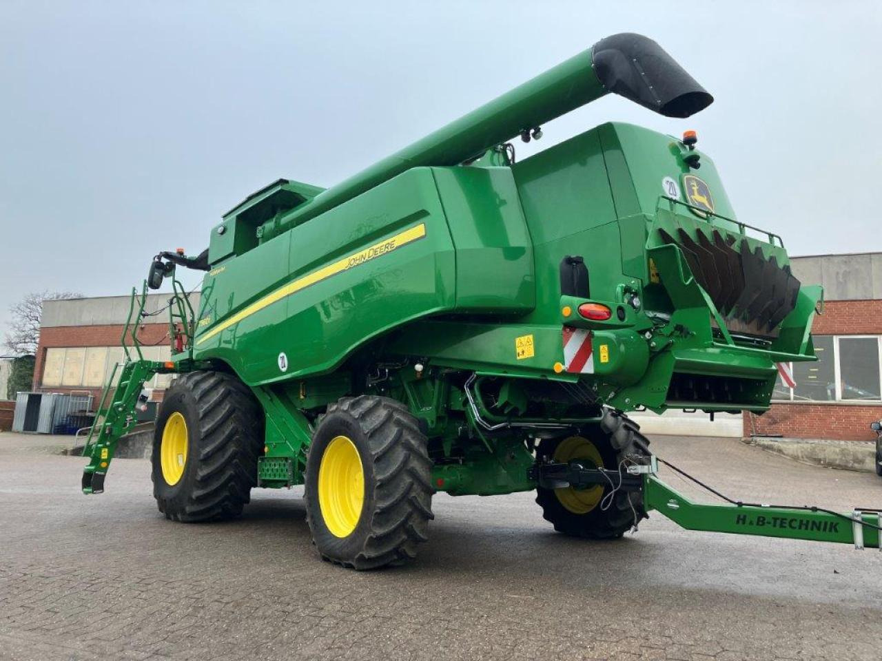 John Deere T560 Hillmaster - Leikkuupuimuri: kuva John Deere T560 Hillmaster - Leikkuupuimuri John Deere T560 Hillmaster - Leikkuupuimuri: kuva John Deere T560 Hillmaster - Leikkuupuimuri
