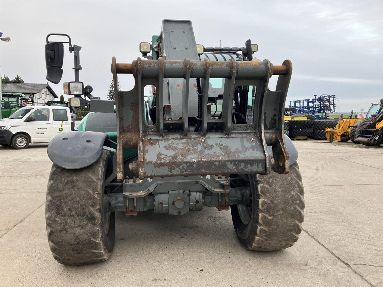 Kramer KT557 - Kurottaja: kuva Kramer KT557 - Kurottaja Kramer KT557 - Kurottaja: kuva Kramer KT557 - Kurottaja