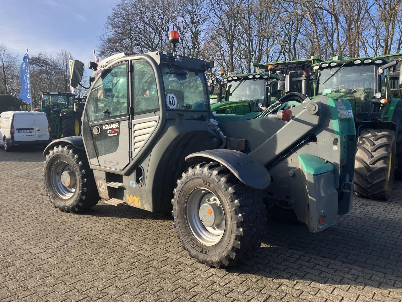 Kramer KT559 - Kurottaja: kuva Kramer KT559 - Kurottaja Kramer KT559 - Kurottaja: kuva Kramer KT559 - Kurottaja