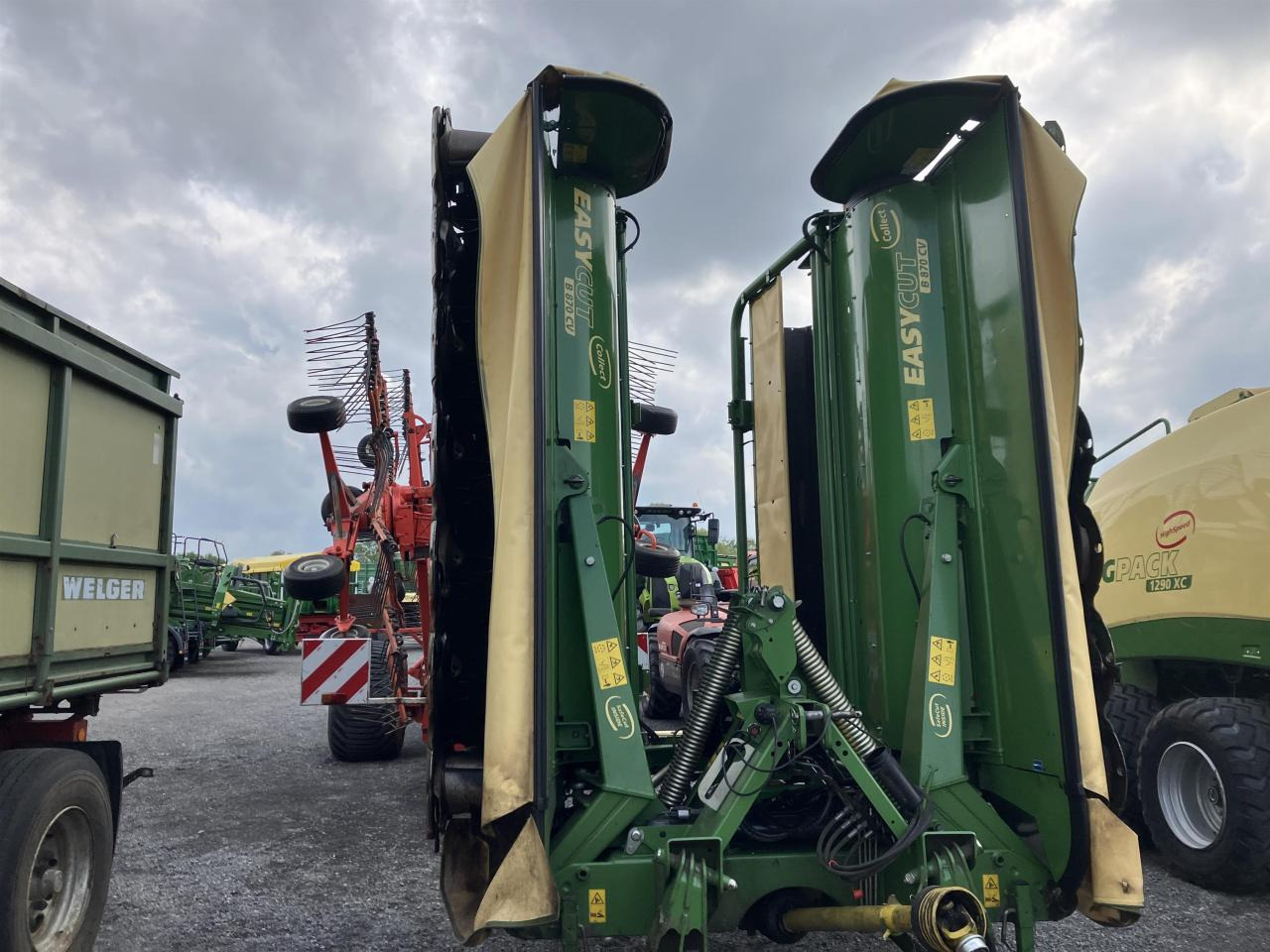 Krone EC B 870 CV Collect - Niittokone: kuva Krone EC B 870 CV Collect - Niittokone Krone EC B 870 CV Collect - Niittokone: kuva Krone EC B 870 CV Collect - Niittokone