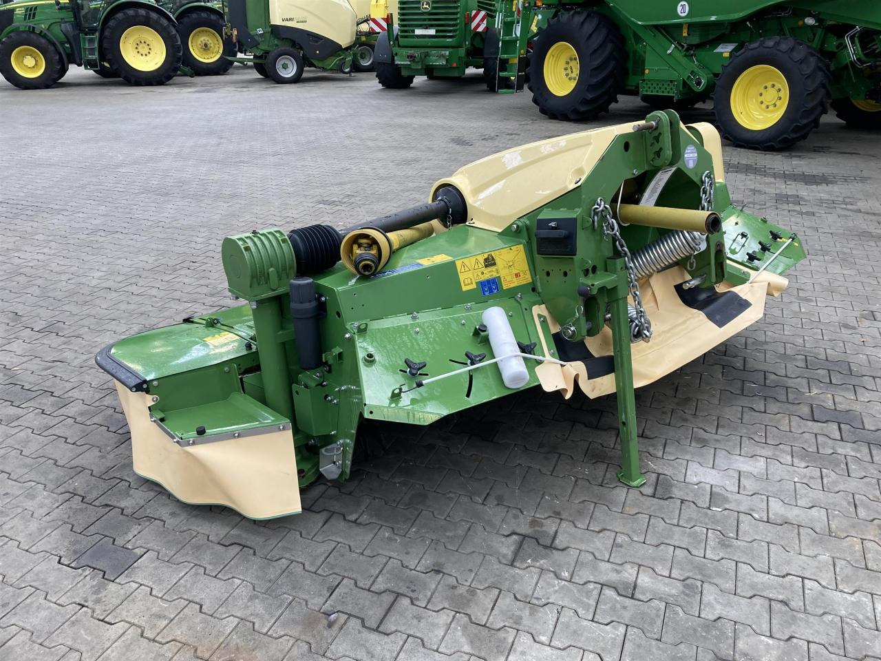 Krone EC F 320 CV - Niittokone: kuva Krone EC F 320 CV - Niittokone Krone EC F 320 CV - Niittokone: kuva Krone EC F 320 CV - Niittokone