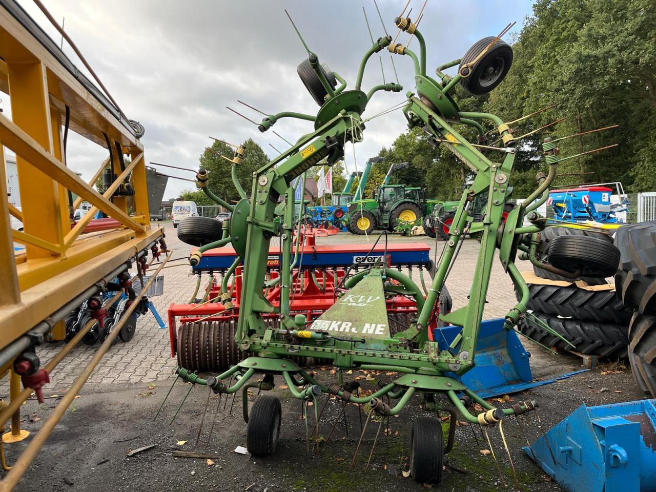 Krone KW 6.70/6 - Pöyhin: kuva Krone KW 6.70/6 - Pöyhin Krone KW 6.70/6 - Pöyhin: kuva Krone KW 6.70/6 - Pöyhin