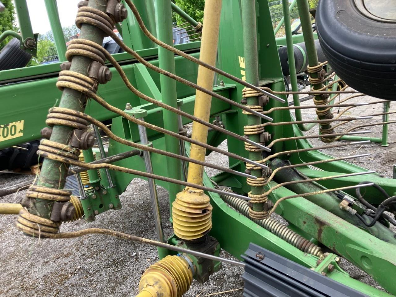 Pöyhin Krone SWADRO 1400: kuva Pöyhin Krone SWADRO 1400