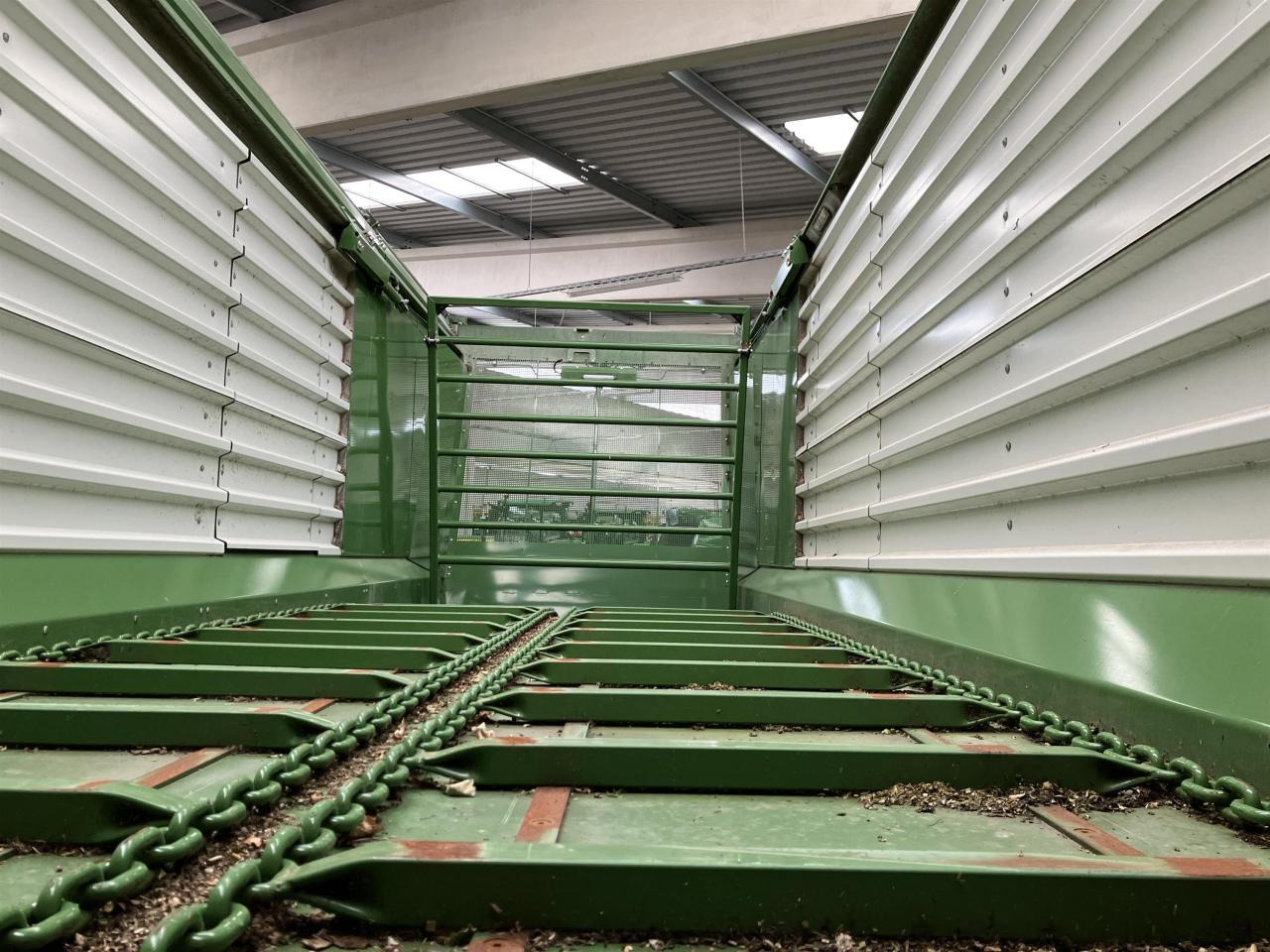 Krone TX 460 D - Silppurivaunu: kuva Krone TX 460 D - Silppurivaunu Krone TX 460 D - Silppurivaunu: kuva Krone TX 460 D - Silppurivaunu