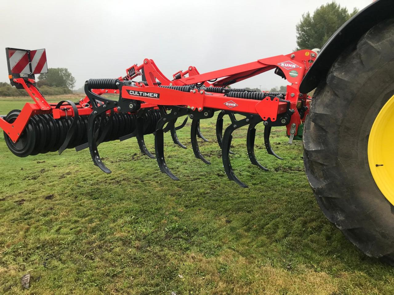 Kuhn Cultimer L300 NS - Kultivaattori: kuva Kuhn Cultimer L300 NS - Kultivaattori Kuhn Cultimer L300 NS - Kultivaattori: kuva Kuhn Cultimer L300 NS - Kultivaattori