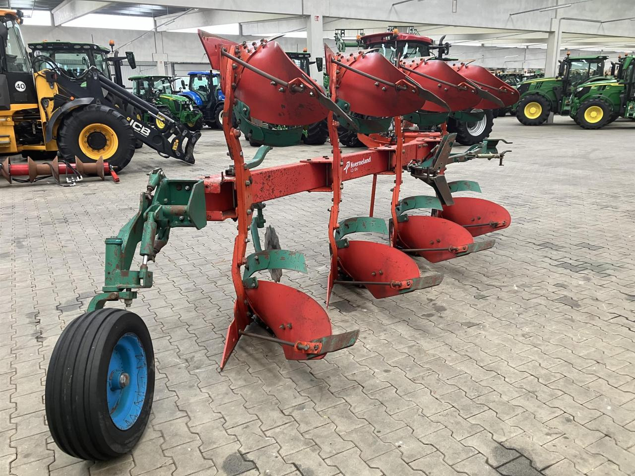 Kverneland LD 100- 4 Schar - Aura: kuva Kverneland LD 100- 4 Schar - Aura Kverneland LD 100- 4 Schar - Aura: kuva Kverneland LD 100- 4 Schar - Aura