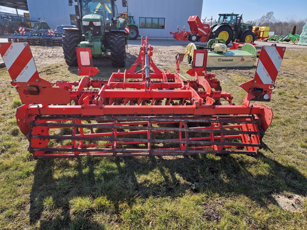 Maschio Veloce 300 Rigid - Lautasäes: kuva Maschio Veloce 300 Rigid - Lautasäes Maschio Veloce 300 Rigid - Lautasäes: kuva Maschio Veloce 300 Rigid - Lautasäes