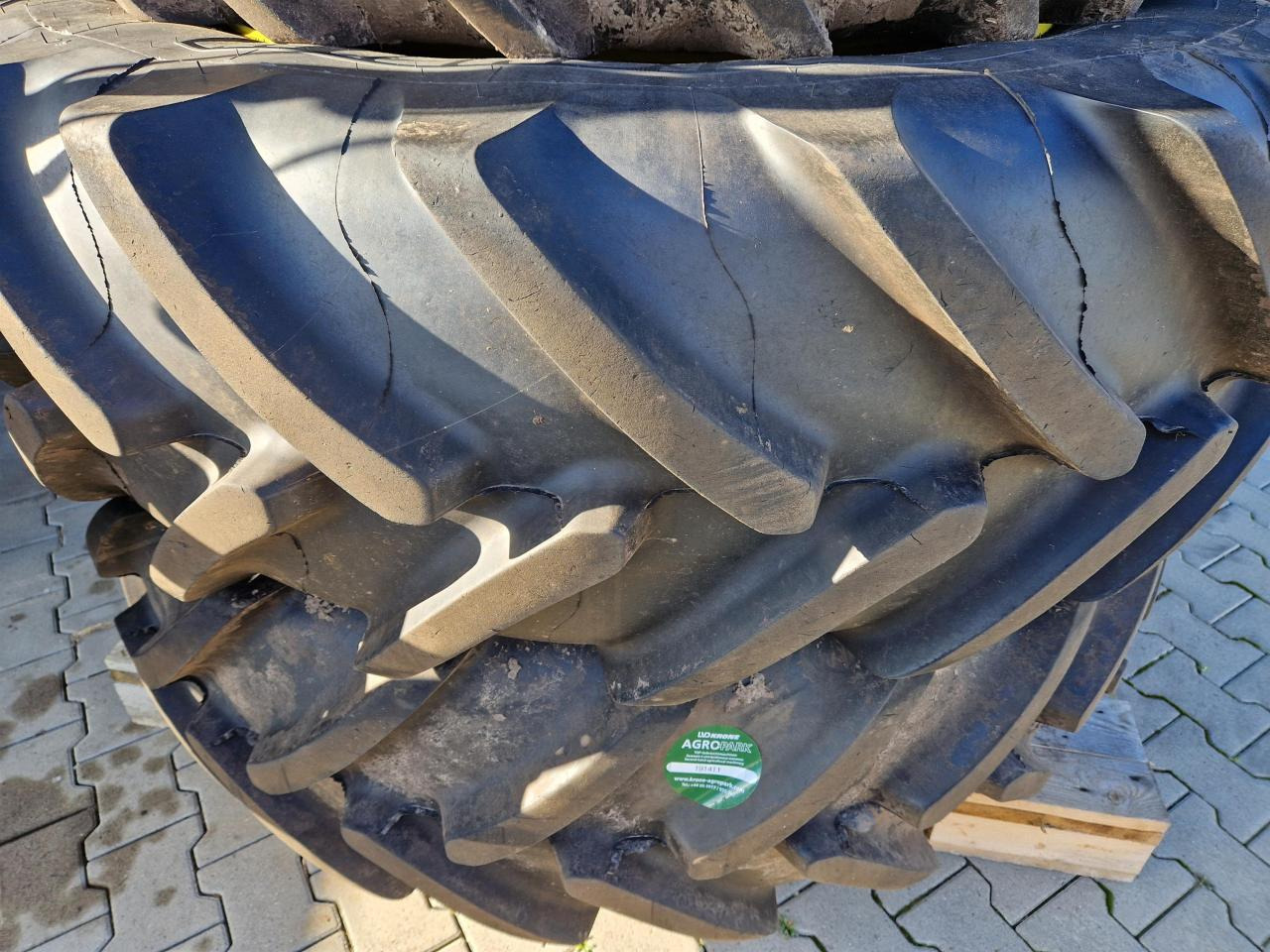 Michelin 480/70R38 - Rengas - Maatalouskoneet: kuva Michelin 480/70R38 - Rengas - Maatalouskoneet Michelin 480/70R38 - Rengas - Maatalouskoneet: kuva Michelin 480/70R38 - Rengas - Maatalouskoneet