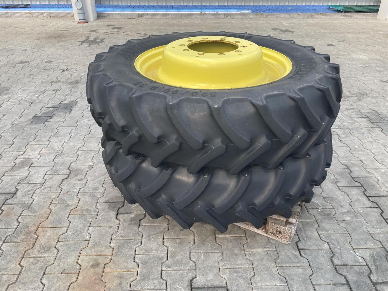 Mitas 320/90R32 - Rengas - Maatalouskoneet: kuva Mitas 320/90R32 - Rengas - Maatalouskoneet Mitas 320/90R32 - Rengas - Maatalouskoneet: kuva Mitas 320/90R32 - Rengas - Maatalouskoneet