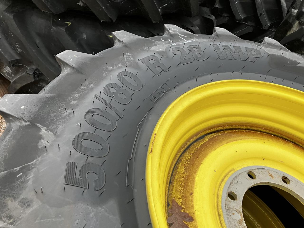 Mitas 500/80R28 - Rengas - Maatalouskoneet: kuva Mitas 500/80R28 - Rengas - Maatalouskoneet Mitas 500/80R28 - Rengas - Maatalouskoneet: kuva Mitas 500/80R28 - Rengas - Maatalouskoneet