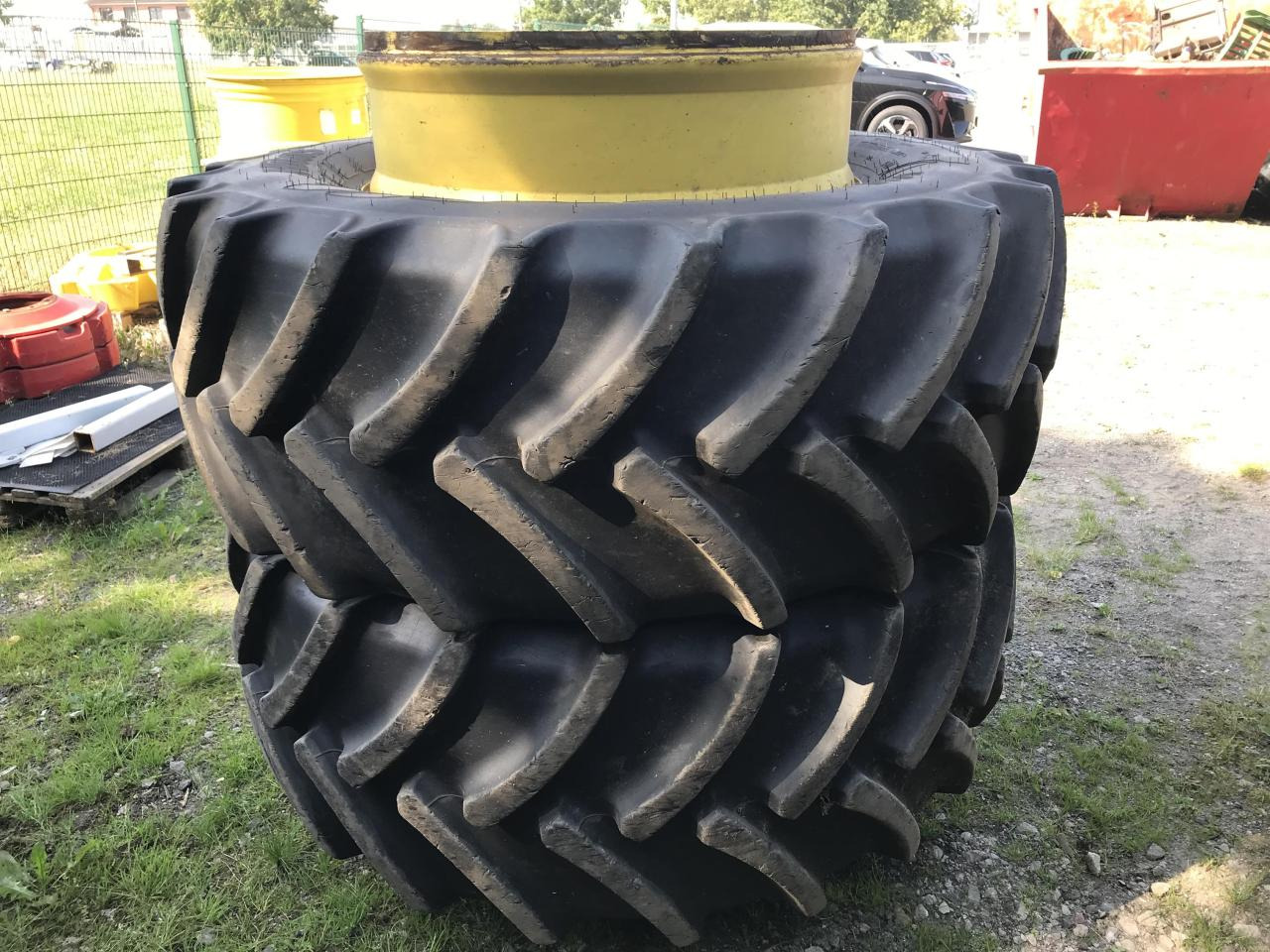 Mitas 600/65R34 - Rengas - Maatalouskoneet: kuva Mitas 600/65R34 - Rengas - Maatalouskoneet Mitas 600/65R34 - Rengas - Maatalouskoneet: kuva Mitas 600/65R34 - Rengas - Maatalouskoneet