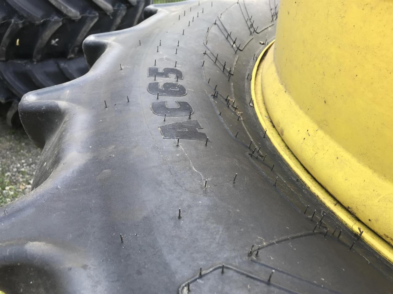 Mitas 600/65R34 - Rengas - Maatalouskoneet: kuva Mitas 600/65R34 - Rengas - Maatalouskoneet Mitas 600/65R34 - Rengas - Maatalouskoneet: kuva Mitas 600/65R34 - Rengas - Maatalouskoneet