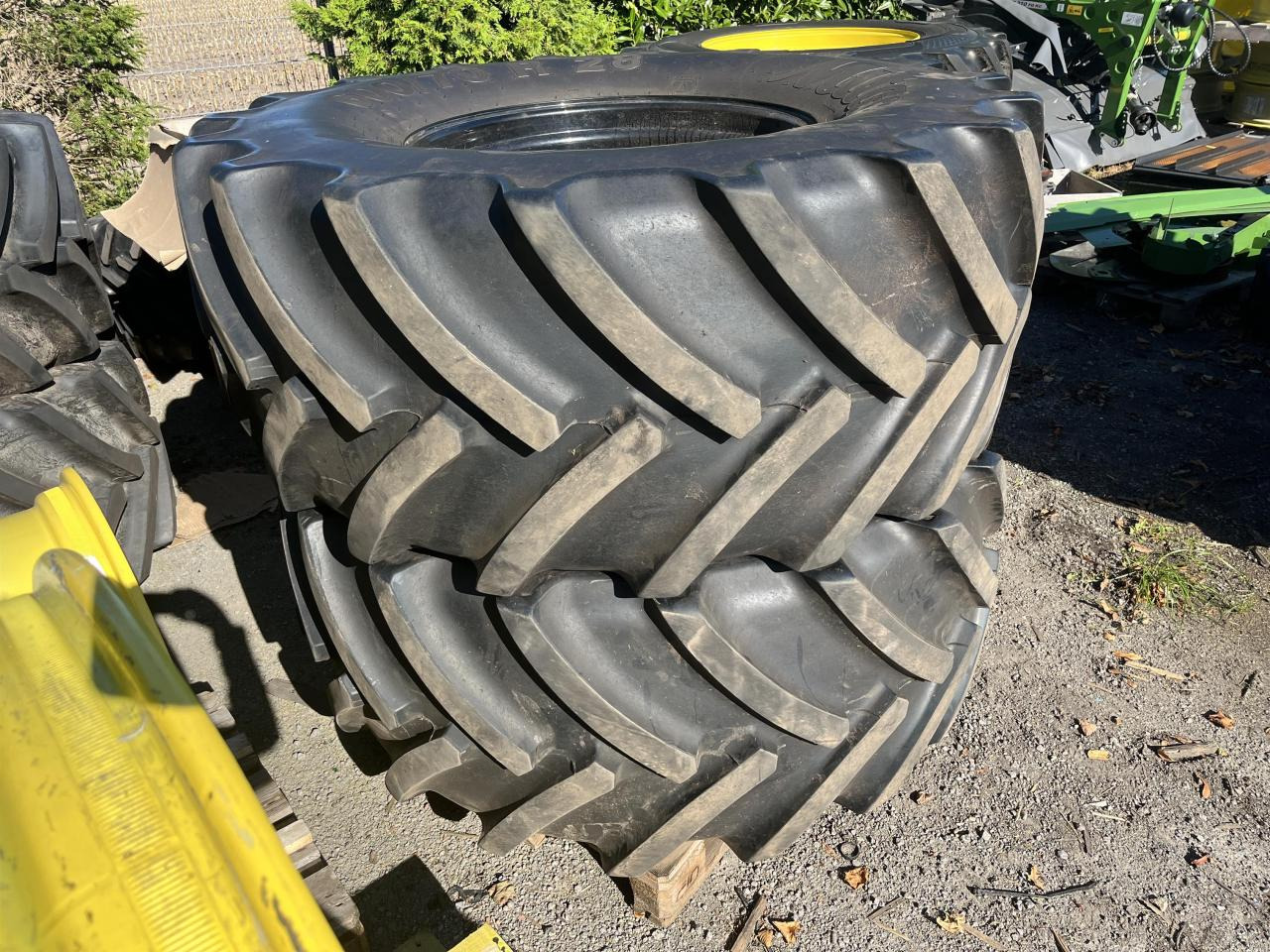 Mitas 600/70R30 - Rengas - Maatalouskoneet: kuva Mitas 600/70R30 - Rengas - Maatalouskoneet Mitas 600/70R30 - Rengas - Maatalouskoneet: kuva Mitas 600/70R30 - Rengas - Maatalouskoneet