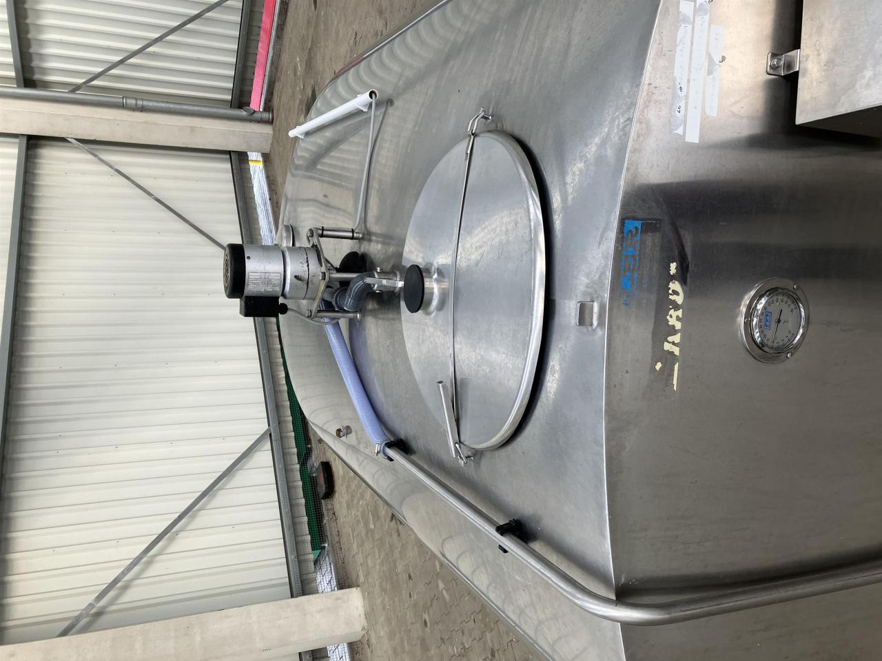 Müller O-700, ca. 3.000 Ltr. - Lypsykone: kuva Müller O-700, ca. 3.000 Ltr. - Lypsykone Müller O-700, ca. 3.000 Ltr. - Lypsykone: kuva Müller O-700, ca. 3.000 Ltr. - Lypsykone