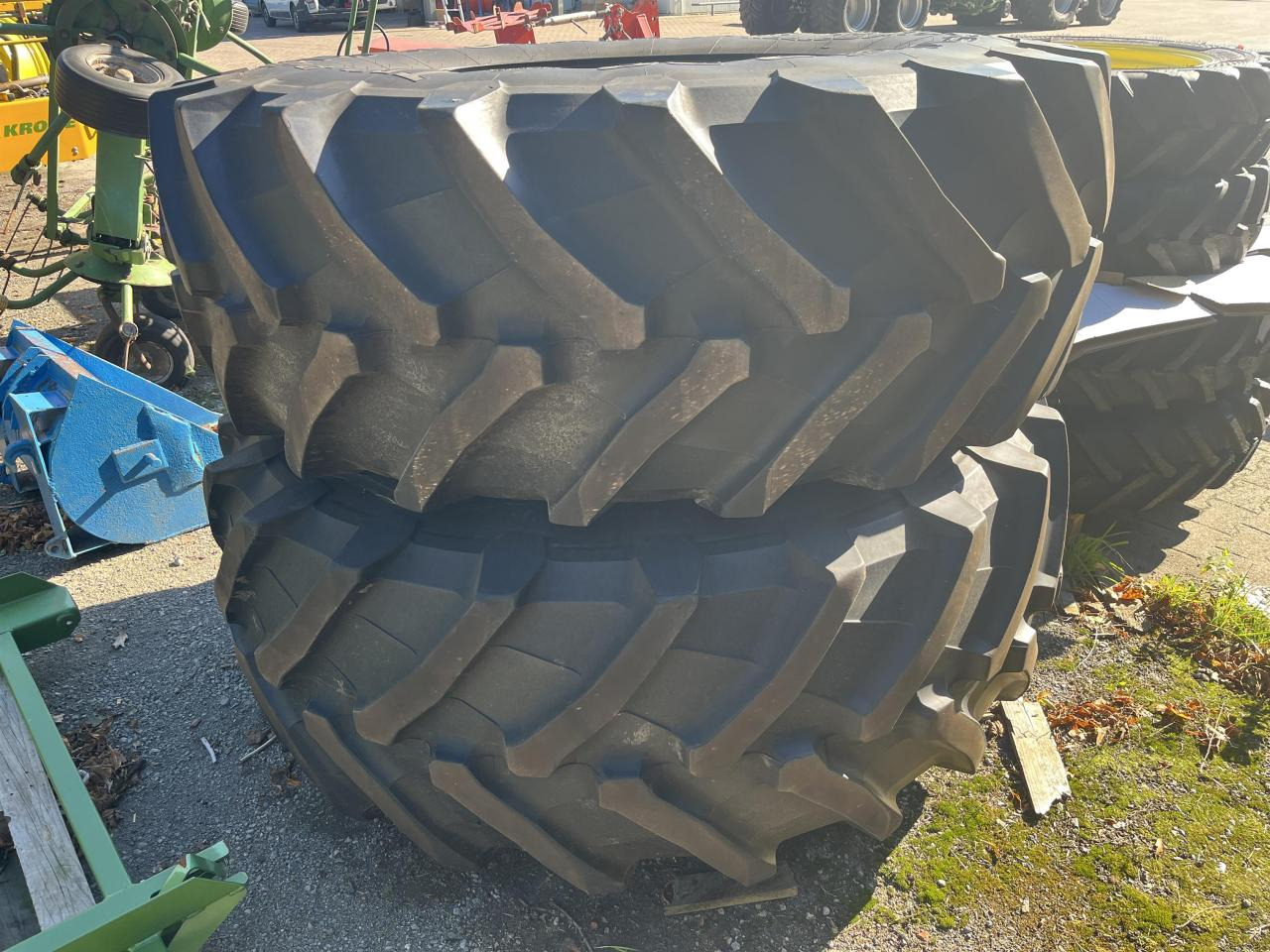 Trelleborg 650/85R38 - Rengas - Maatalouskoneet: kuva Trelleborg 650/85R38 - Rengas - Maatalouskoneet Trelleborg 650/85R38 - Rengas - Maatalouskoneet: kuva Trelleborg 650/85R38 - Rengas - Maatalouskoneet