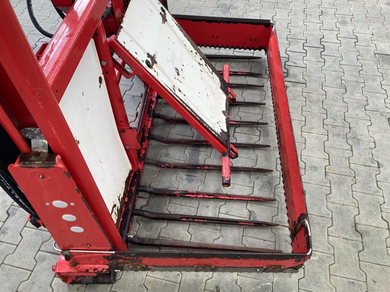 Trioliet TU 170 - Karjatalouskone: kuva Trioliet TU 170 - Karjatalouskone Trioliet TU 170 - Karjatalouskone: kuva Trioliet TU 170 - Karjatalouskone