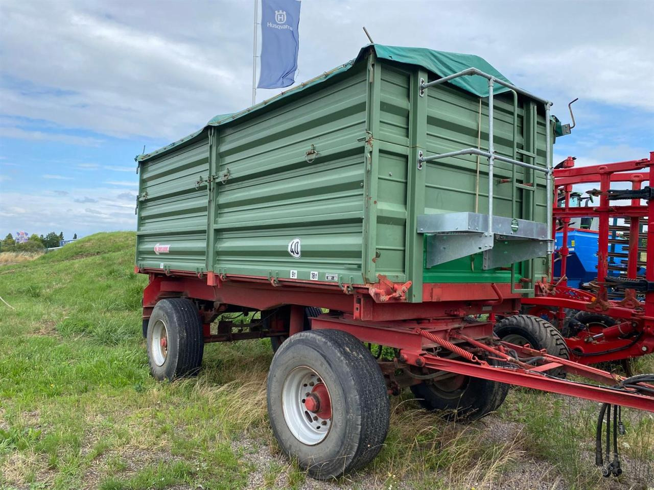 Unsinn UKA3-18/60 - Kippiauto perävaunu: kuva Unsinn UKA3-18/60 - Kippiauto perävaunu Unsinn UKA3-18/60 - Kippiauto perävaunu: kuva Unsinn UKA3-18/60 - Kippiauto perävaunu