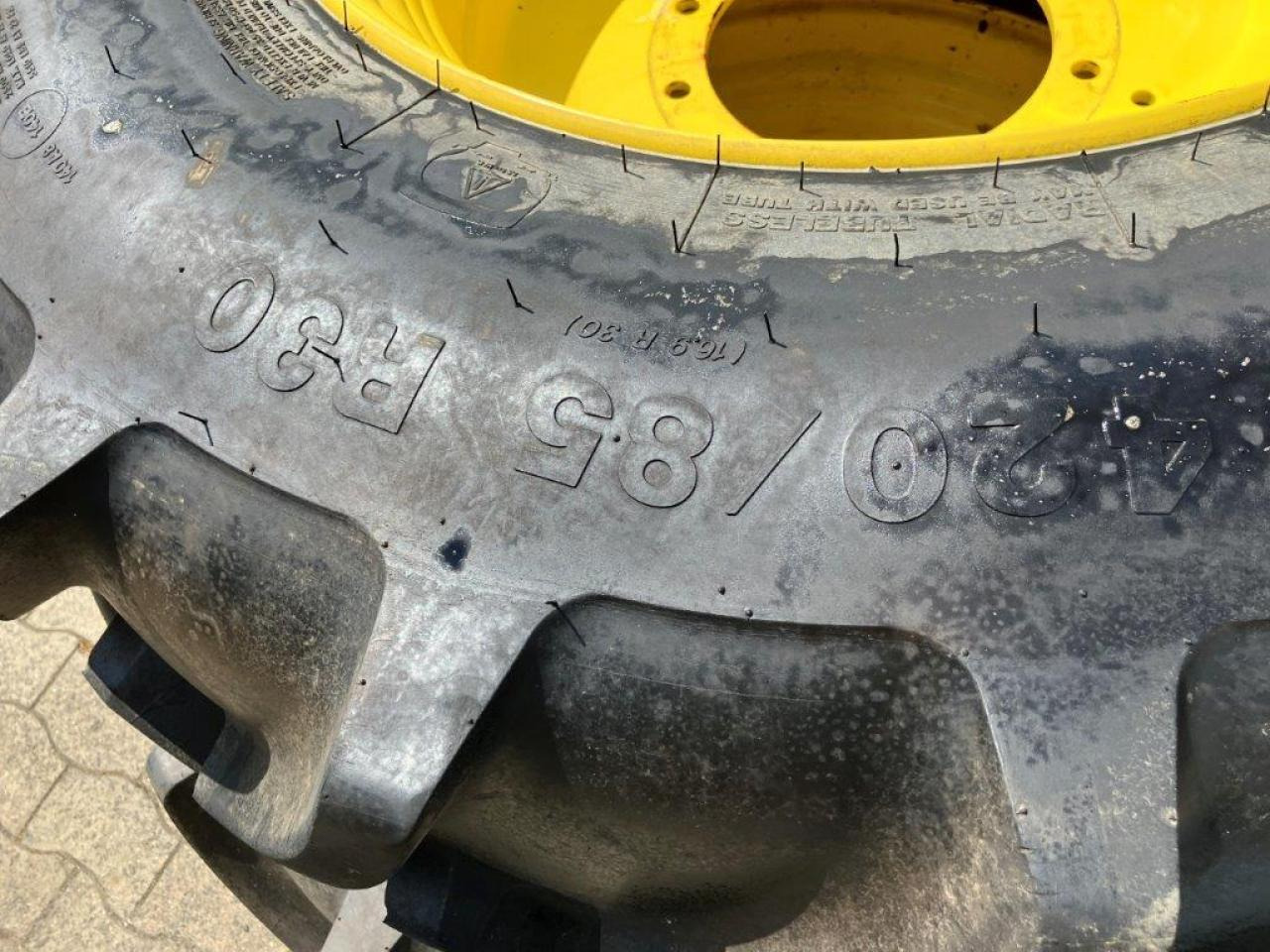 Vredestein 420/85R30 - Rengas - Maatalouskoneet: kuva Vredestein 420/85R30 - Rengas - Maatalouskoneet Vredestein 420/85R30 - Rengas - Maatalouskoneet: kuva Vredestein 420/85R30 - Rengas - Maatalouskoneet