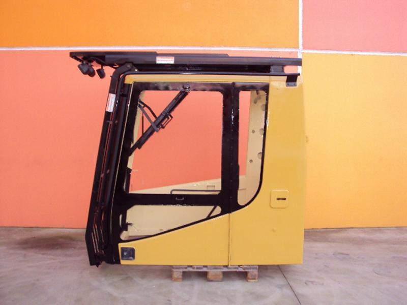 Cab CATERPILLAR 385B 155-1166 - Ohjaamo - Rakennuskoneet: kuva Cab CATERPILLAR 385B 155-1166 - Ohjaamo - Rakennuskoneet Cab CATERPILLAR 385B 155-1166 - Ohjaamo - Rakennuskoneet: kuva Cab CATERPILLAR 385B 155-1166 - Ohjaamo - Rakennuskoneet