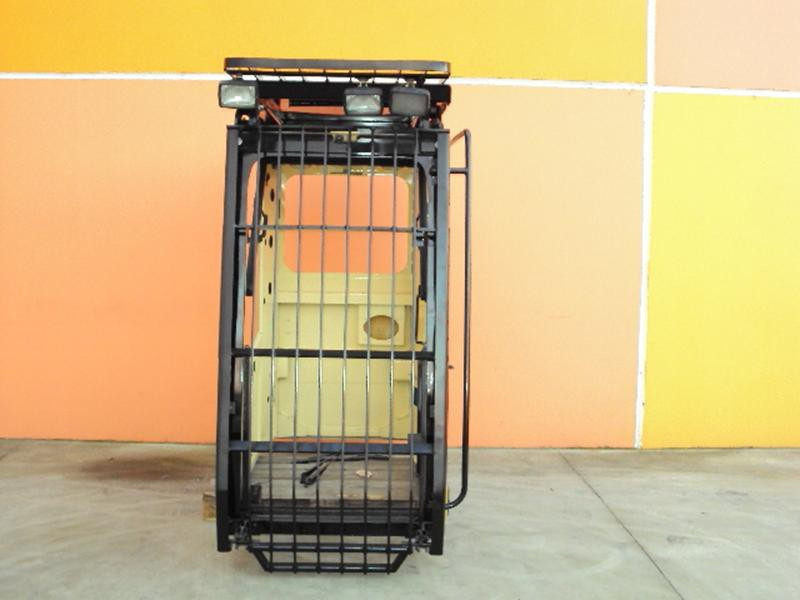 Cab CATERPILLAR 385B 155-1166 - Ohjaamo - Rakennuskoneet: kuva Cab CATERPILLAR 385B 155-1166 - Ohjaamo - Rakennuskoneet Cab CATERPILLAR 385B 155-1166 - Ohjaamo - Rakennuskoneet: kuva Cab CATERPILLAR 385B 155-1166 - Ohjaamo - Rakennuskoneet