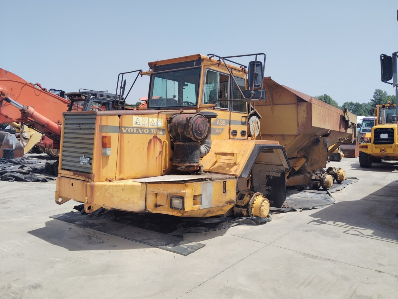DUMPER ARTICULADO VOLVO A35 - Nivelkippiauto: kuva DUMPER ARTICULADO VOLVO A35 - Nivelkippiauto DUMPER ARTICULADO VOLVO A35 - Nivelkippiauto: kuva DUMPER ARTICULADO VOLVO A35 - Nivelkippiauto