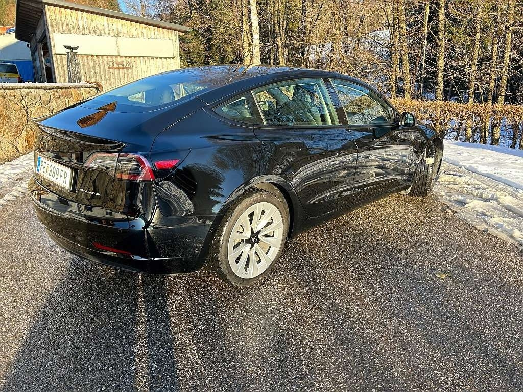 Tesla Model 3 Long Range - Henkilöauto: kuva Tesla Model 3 Long Range - Henkilöauto Tesla Model 3 Long Range - Henkilöauto: kuva Tesla Model 3 Long Range - Henkilöauto