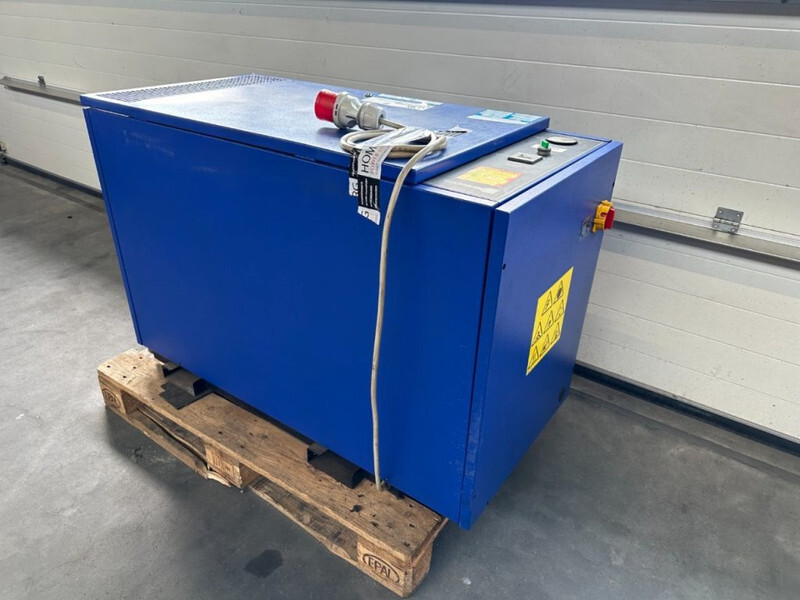 Airpress XA 900 Elektrische Zuigercompressor 5.5 kW 750 L / min 10 Bar - Ilmakompressori: kuva Airpress XA 900 Elektrische Zuigercompressor 5.5 kW 750 L / min 10 Bar - Ilmakompressori Airpress XA 900 Elektrische Zuigercompressor 5.5 kW 750 L / min 10 Bar - Ilmakompressori: kuva Airpress XA 900 Elektrische Zuigercompressor 5.5 kW 750 L / min 10 Bar - Ilmakompressori