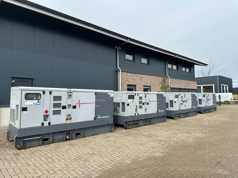 Atlas-Copco QAS 200 Volvo Leroy Somer 220 kVA Silent Rental generatorset - Sähkögeneraattori: kuva Atlas-Copco QAS 200 Volvo Leroy Somer 220 kVA Silent Rental generatorset - Sähkögeneraattori Atlas-Copco QAS 200 Volvo Leroy Somer 220 kVA Silent Rental generatorset - Sähkögeneraattori: kuva Atlas-Copco QAS 200 Volvo Leroy Somer 220 kVA Silent Rental generatorset - Sähkögeneraattori