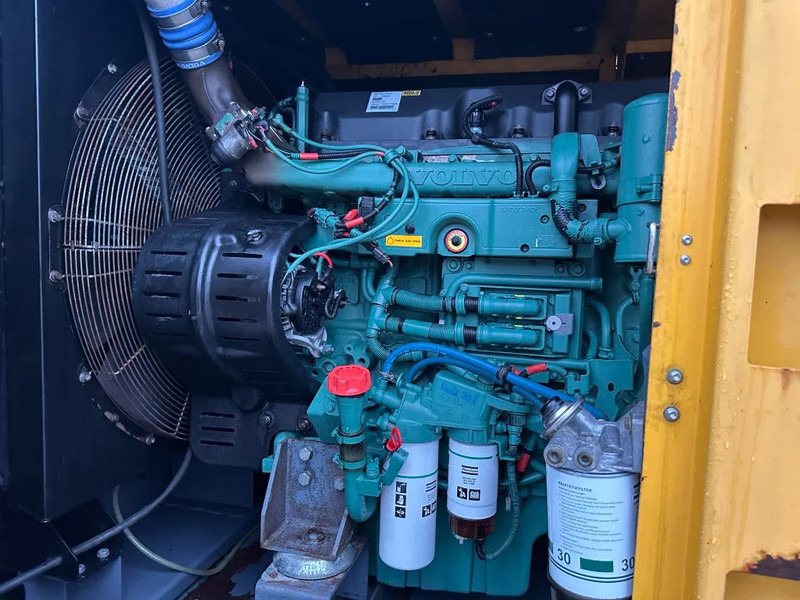 Atlas-Copco QAS 325 VOD Volvo Leroy Somer 325 kVA Silent Rental generatorset - Sähkögeneraattori: kuva Atlas-Copco QAS 325 VOD Volvo Leroy Somer 325 kVA Silent Rental generatorset - Sähkögeneraattori Atlas-Copco QAS 325 VOD Volvo Leroy Somer 325 kVA Silent Rental generatorset - Sähkögeneraattori: kuva Atlas-Copco QAS 325 VOD Volvo Leroy Somer 325 kVA Silent Rental generatorset - Sähkögeneraattori