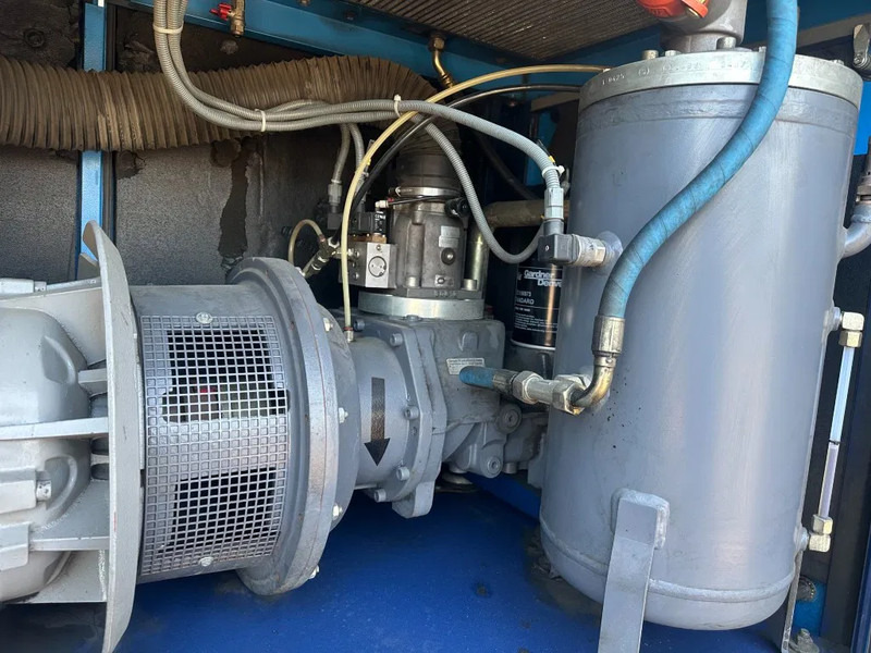 Compair L50 - 10A 45 kW 7.55 m3 / min 10 Bar Elektrische Schroefcompressor - Ilmakompressori: kuva Compair L50 - 10A 45 kW 7.55 m3 / min 10 Bar Elektrische Schroefcompressor - Ilmakompressori Compair L50 - 10A 45 kW 7.55 m3 / min 10 Bar Elektrische Schroefcompressor - Ilmakompressori: kuva Compair L50 - 10A 45 kW 7.55 m3 / min 10 Bar Elektrische Schroefcompressor - Ilmakompressori