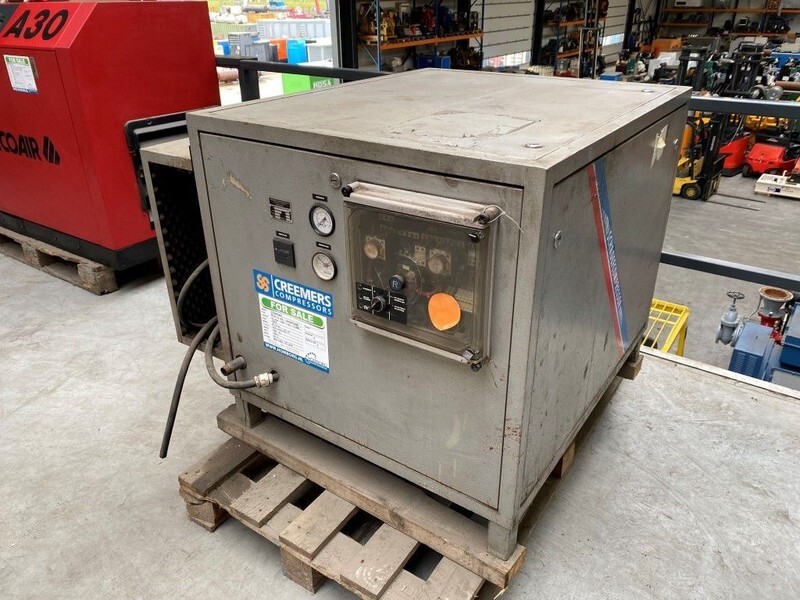 Creemers RCN 15-60 15 kW 1500 L / min 13 Bar Elektrische Schroefcompressor - Ilmakompressori: kuva Creemers RCN 15-60 15 kW 1500 L / min 13 Bar Elektrische Schroefcompressor - Ilmakompressori Creemers RCN 15-60 15 kW 1500 L / min 13 Bar Elektrische Schroefcompressor - Ilmakompressori: kuva Creemers RCN 15-60 15 kW 1500 L / min 13 Bar Elektrische Schroefcompressor - Ilmakompressori