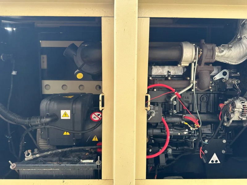 Doosan G40 Mitsubishi Leroy Somer 40 kVA Silent Rental generatorset - Sähkögeneraattori: kuva Doosan G40 Mitsubishi Leroy Somer 40 kVA Silent Rental generatorset - Sähkögeneraattori Doosan G40 Mitsubishi Leroy Somer 40 kVA Silent Rental generatorset - Sähkögeneraattori: kuva Doosan G40 Mitsubishi Leroy Somer 40 kVA Silent Rental generatorset - Sähkögeneraattori