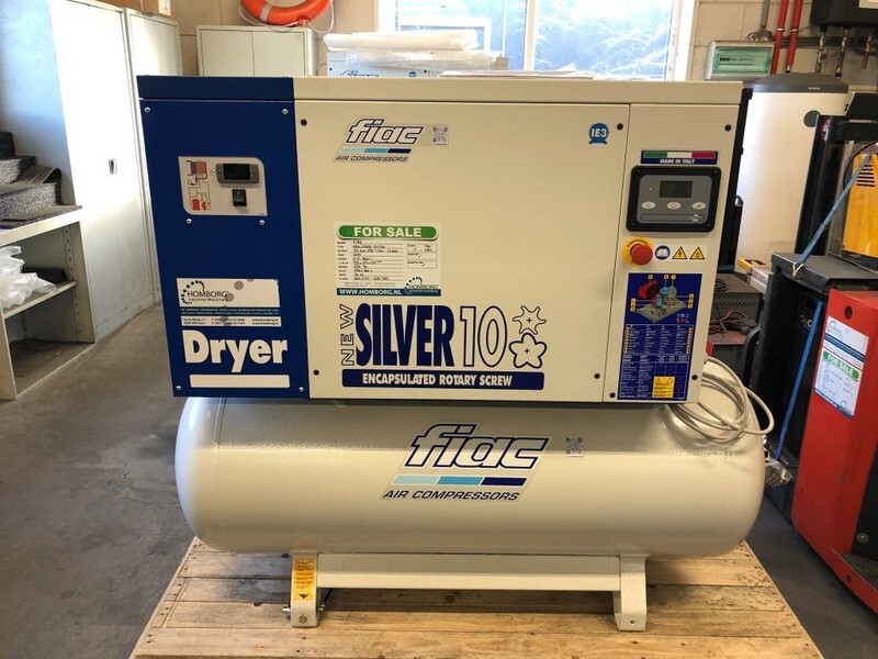 Fiac New Silver D 10 / 300 Silent 7.5 kW 860 L / min 10 bar Elektrische Schroefcompressor met ketel en droger - Ilmakompressori: kuva Fiac New Silver D 10 / 300 Silent 7.5 kW 860 L / min 10 bar Elektrische Schroefcompressor met ketel en droger - Ilmakompressori Fiac New Silver D 10 / 300 Silent 7.5 kW 860 L / min 10 bar Elektrische Schroefcompressor met ketel en droger - Ilmakompressori: kuva Fiac New Silver D 10 / 300 Silent 7.5 kW 860 L / min 10 bar Elektrische Schroefcompressor met ketel en droger - Ilmakompressori