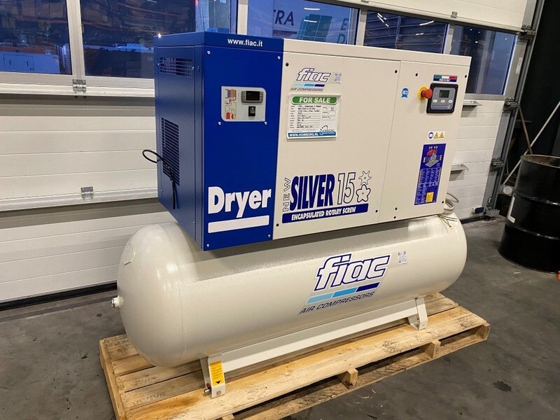 Fiac NewSilver D 15 / 500 NewSilver D 15 / 500 - 1430 L / min 11 kW 10 bar Elektrische Schroefcompressor + Droger - Ilmakompressori: kuva Fiac NewSilver D 15 / 500 NewSilver D 15 / 500 - 1430 L / min 11 kW 10 bar Elektrische Schroefcompressor + Droger - Ilmakompressori Fiac NewSilver D 15 / 500 NewSilver D 15 / 500 - 1430 L / min 11 kW 10 bar Elektrische Schroefcompressor + Droger - Ilmakompressori: kuva Fiac NewSilver D 15 / 500 NewSilver D 15 / 500 - 1430 L / min 11 kW 10 bar Elektrische Schroefcompressor + Droger - Ilmakompressori