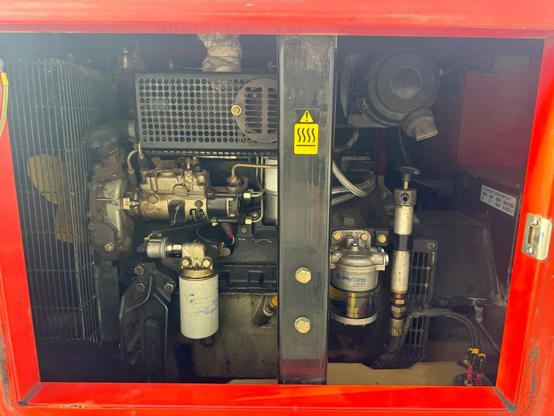 Himoinsa HPW 28 Perkins 28 kVA Silent generatorset - Sähkögeneraattori: kuva Himoinsa HPW 28 Perkins 28 kVA Silent generatorset - Sähkögeneraattori Himoinsa HPW 28 Perkins 28 kVA Silent generatorset - Sähkögeneraattori: kuva Himoinsa HPW 28 Perkins 28 kVA Silent generatorset - Sähkögeneraattori