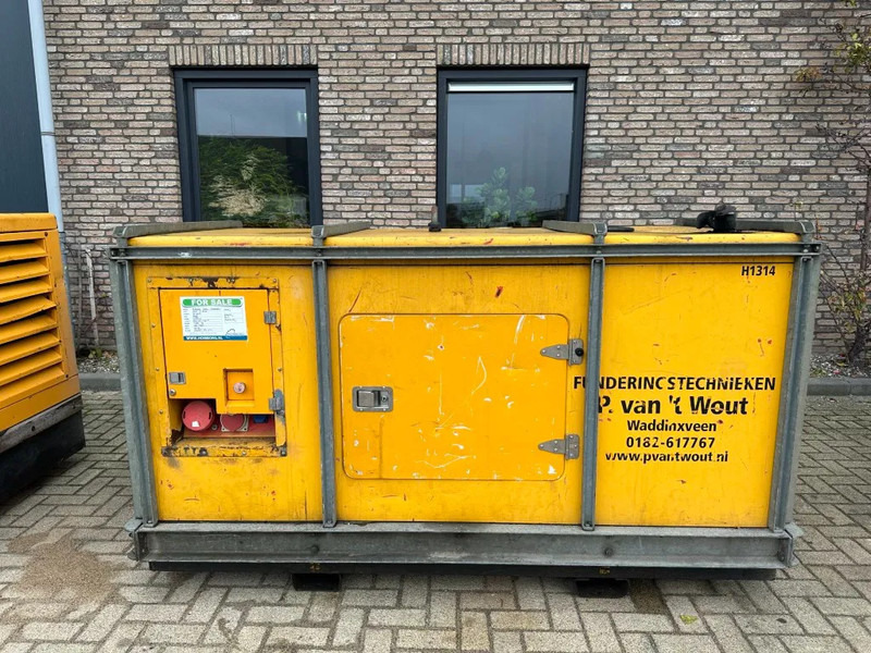 Himoinsa Iveco Stamford 40 kVA Silent generatorset - Sähkögeneraattori: kuva Himoinsa Iveco Stamford 40 kVA Silent generatorset - Sähkögeneraattori Himoinsa Iveco Stamford 40 kVA Silent generatorset - Sähkögeneraattori: kuva Himoinsa Iveco Stamford 40 kVA Silent generatorset - Sähkögeneraattori