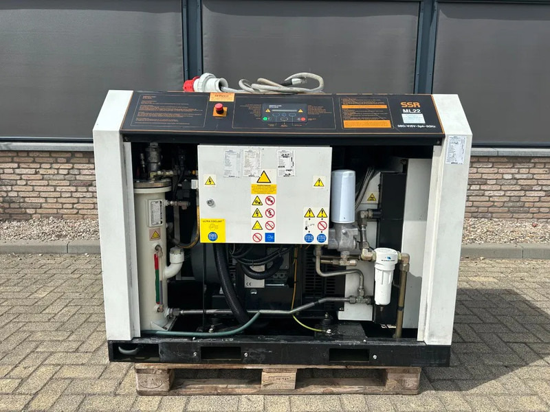 Ingersoll Rand SSR ML22 Elektrische Schroefcompressor 25 kW 3480 L / min 7.5 Bar - Ilmakompressori: kuva Ingersoll Rand SSR ML22 Elektrische Schroefcompressor 25 kW 3480 L / min 7.5 Bar - Ilmakompressori Ingersoll Rand SSR ML22 Elektrische Schroefcompressor 25 kW 3480 L / min 7.5 Bar - Ilmakompressori: kuva Ingersoll Rand SSR ML22 Elektrische Schroefcompressor 25 kW 3480 L / min 7.5 Bar - Ilmakompressori