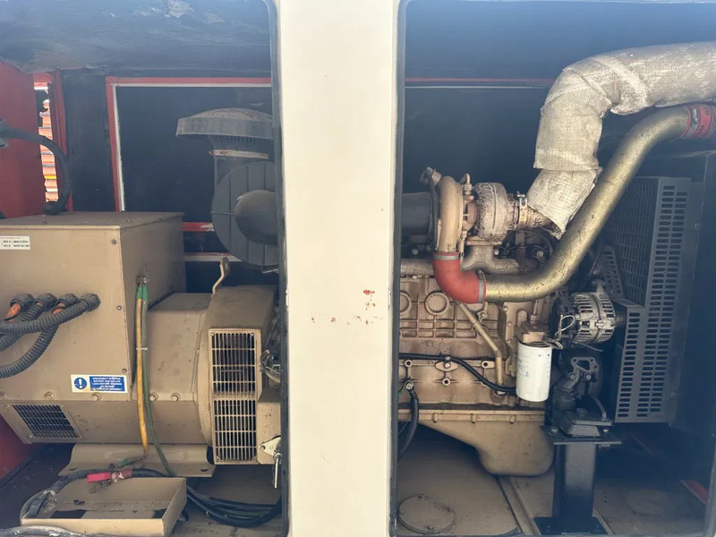 Iveco FPT Stamford 125 kVA Silent Rental generatorset - Sähkögeneraattori: kuva Iveco FPT Stamford 125 kVA Silent Rental generatorset - Sähkögeneraattori Iveco FPT Stamford 125 kVA Silent Rental generatorset - Sähkögeneraattori: kuva Iveco FPT Stamford 125 kVA Silent Rental generatorset - Sähkögeneraattori