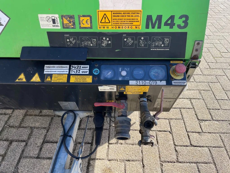 Kaeser M43 Kubota 4,2 m3 / min 7 Bar 30 kW Mobiele Silent Diesel Compressor - Ilmakompressori: kuva Kaeser M43 Kubota 4,2 m3 / min 7 Bar 30 kW Mobiele Silent Diesel Compressor - Ilmakompressori Kaeser M43 Kubota 4,2 m3 / min 7 Bar 30 kW Mobiele Silent Diesel Compressor - Ilmakompressori: kuva Kaeser M43 Kubota 4,2 m3 / min 7 Bar 30 kW Mobiele Silent Diesel Compressor - Ilmakompressori