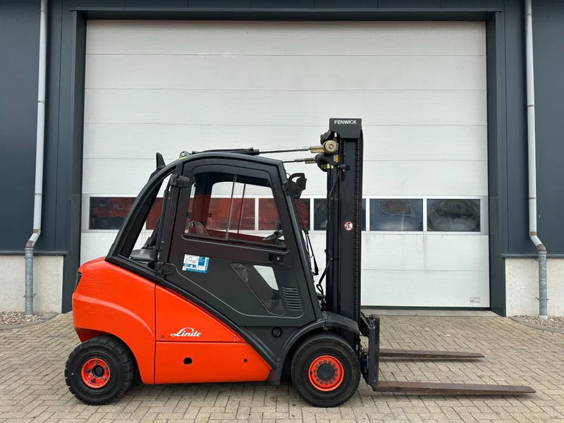 Linde H30D 3 ton Duplex Sideshift Diesel Heftruck - Dieseltrukki: kuva Linde H30D 3 ton Duplex Sideshift Diesel Heftruck - Dieseltrukki Linde H30D 3 ton Duplex Sideshift Diesel Heftruck - Dieseltrukki: kuva Linde H30D 3 ton Duplex Sideshift Diesel Heftruck - Dieseltrukki