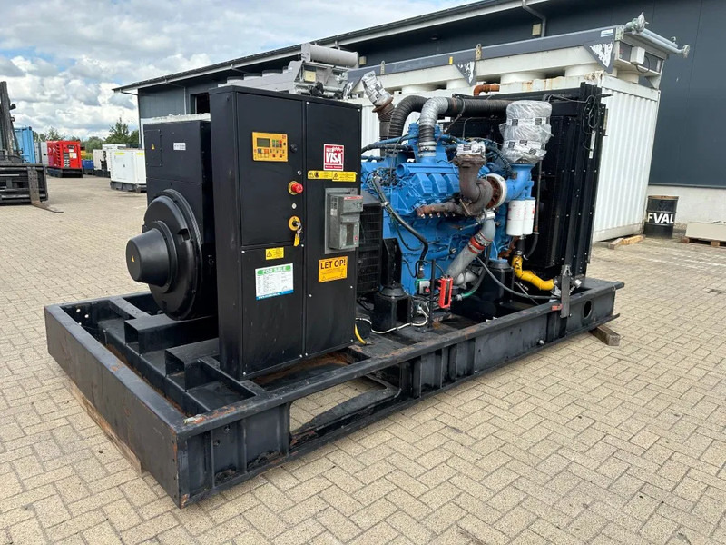 MTU 12V 2000 Stamford 810 kVA generatorset - Sähkögeneraattori: kuva MTU 12V 2000 Stamford 810 kVA generatorset - Sähkögeneraattori MTU 12V 2000 Stamford 810 kVA generatorset - Sähkögeneraattori: kuva MTU 12V 2000 Stamford 810 kVA generatorset - Sähkögeneraattori