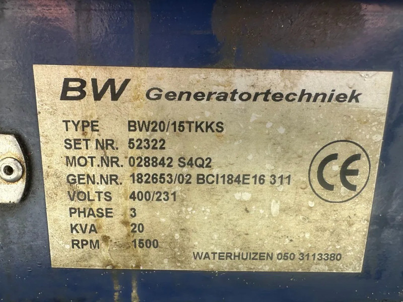 Mitsubishi S4Q2 Stamford 20 kVA marine generatorset - Sähkögeneraattori: kuva Mitsubishi S4Q2 Stamford 20 kVA marine generatorset - Sähkögeneraattori Mitsubishi S4Q2 Stamford 20 kVA marine generatorset - Sähkögeneraattori: kuva Mitsubishi S4Q2 Stamford 20 kVA marine generatorset - Sähkögeneraattori