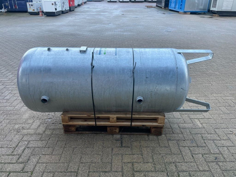 Sicctech 900 Liter Gegalvaniseerde Verticale luchtketel 11 Bar Nieuw! - Ilmakompressori: kuva Sicctech 900 Liter Gegalvaniseerde Verticale luchtketel 11 Bar Nieuw! - Ilmakompressori Sicctech 900 Liter Gegalvaniseerde Verticale luchtketel 11 Bar Nieuw! - Ilmakompressori: kuva Sicctech 900 Liter Gegalvaniseerde Verticale luchtketel 11 Bar Nieuw! - Ilmakompressori